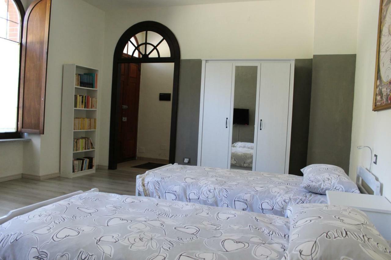 Passaggio A Nord Ovest Hotel Settimo Vittone Luaran gambar