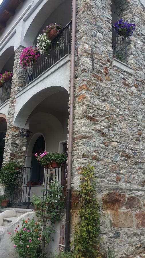 Passaggio A Nord Ovest Hotel Settimo Vittone Luaran gambar
